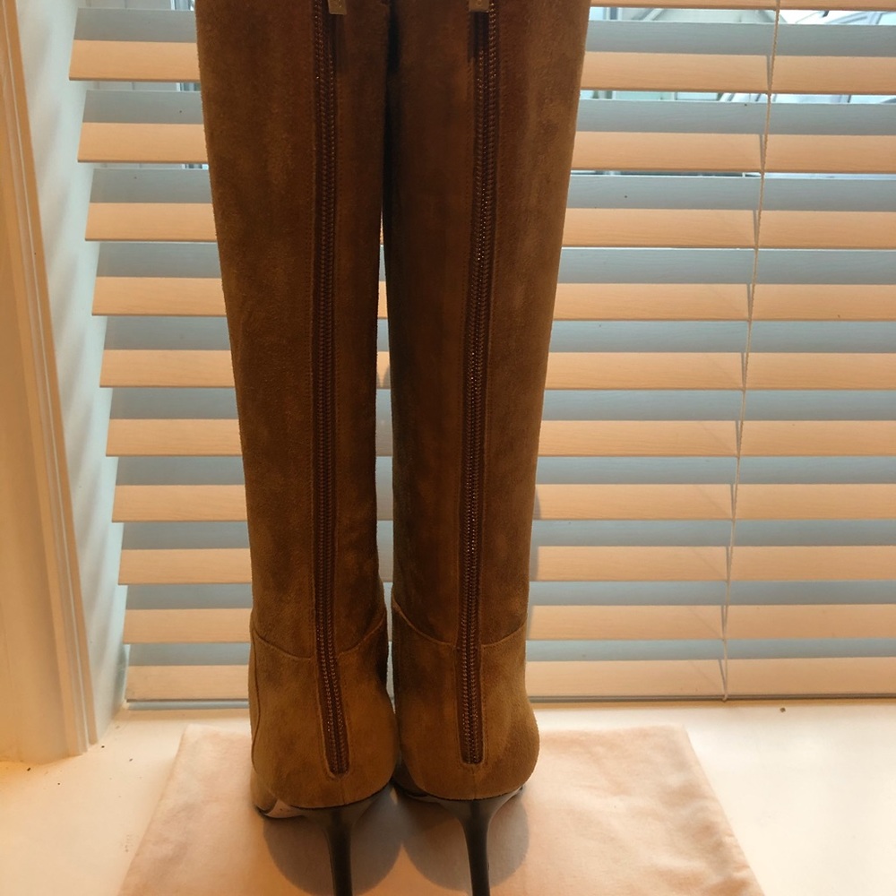 Boots - Picture 5 of 8